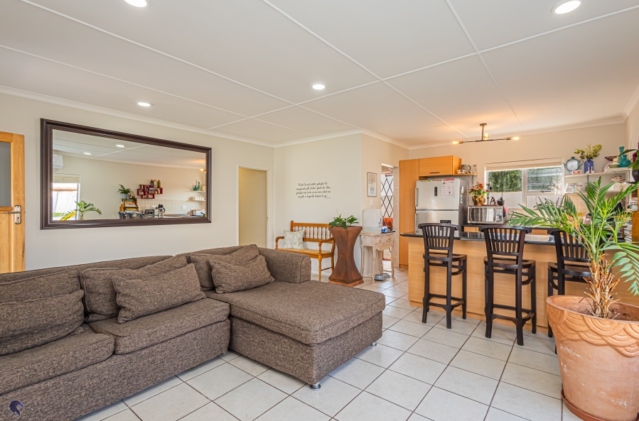 5 Bedroom Property for Sale in Country Club Western Cape